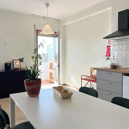 Casa Guilhermina, Sunny With Balcony * Porto