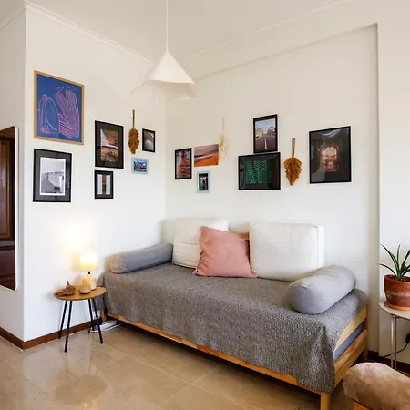 Casa Guilhermina, Sunny With Balcony דירה *