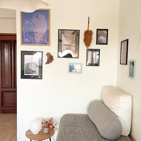 Apartment Casa Guilhermina, Sunny With Balcony