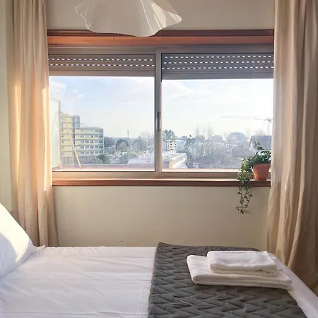 Casa Guilhermina, Sunny With Balcony דירה פורטו