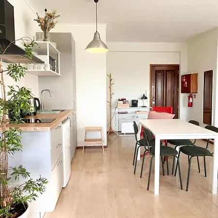 Casa Guilhermina, Sunny With Balcony *