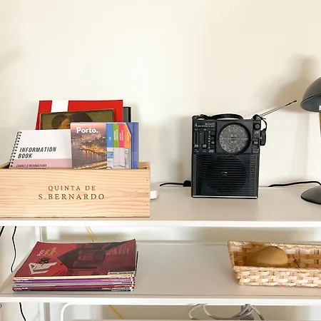 Casa Guilhermina, Sunny With Balcony דירה *