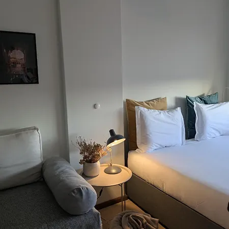 Casa Guilhermina, Sunny With Balcony Apartment Porto