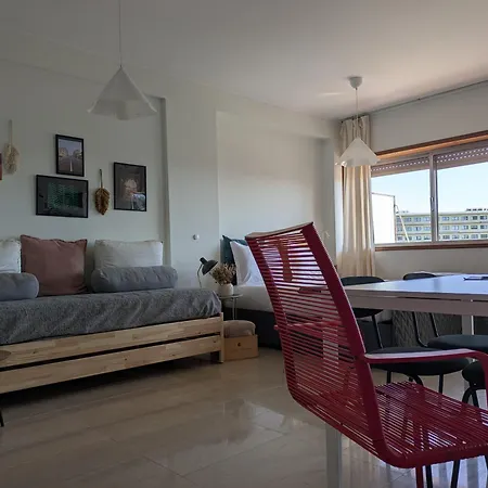 Casa Guilhermina, Sunny With Balcony *