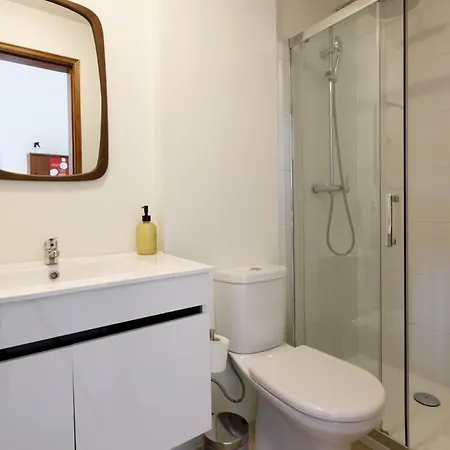 Casa Guilhermina, Sunny With Balcony * Porto