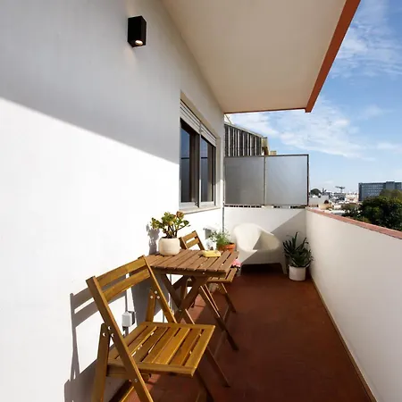 Casa Guilhermina, Sunny With Balcony 波尔图