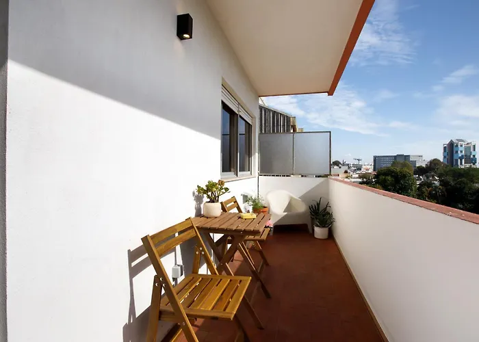 Casa Guilhermina, Sunny With Balcony 波尔图