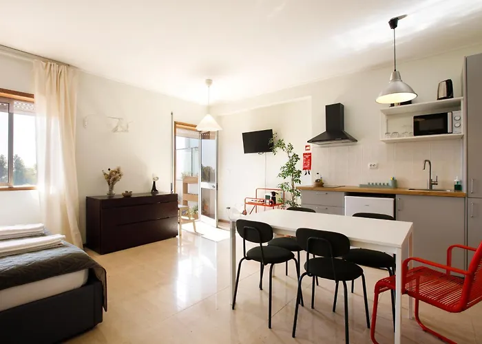 Casa Guilhermina, Sunny With Balcony * פורטו