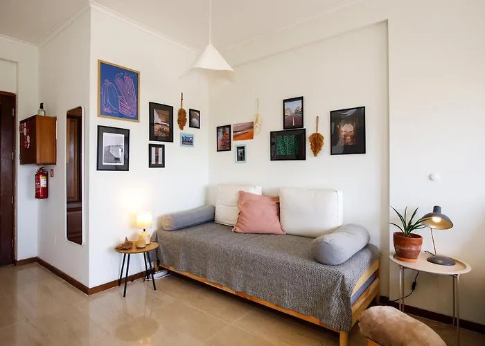 Casa Guilhermina, Sunny With Balcony 公寓 *