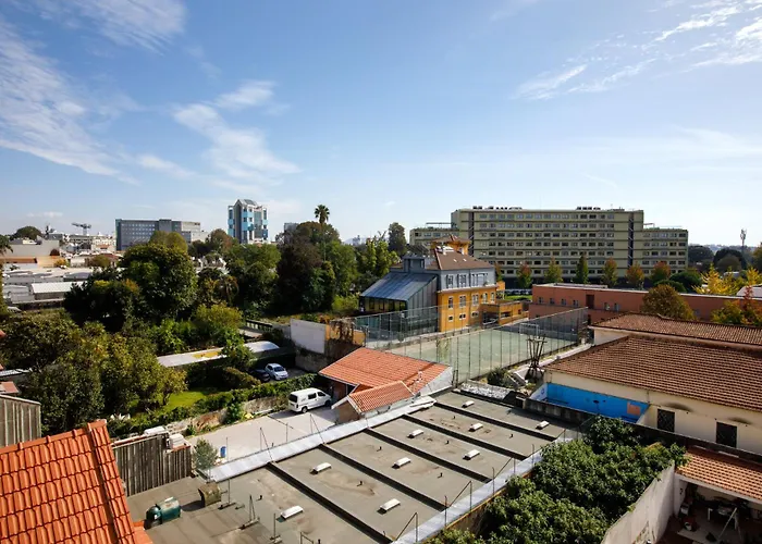 Casa Guilhermina, Sunny With Balcony 波尔图