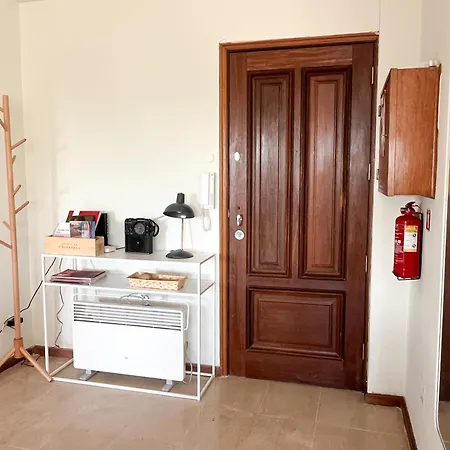 Casa Guilhermina, Sunny With Balcony * Oporto