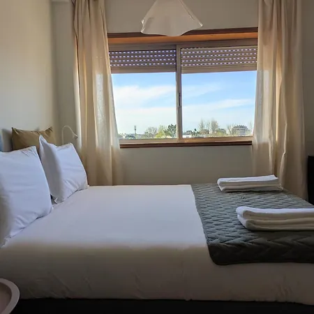 Casa Guilhermina, Sunny With Balcony